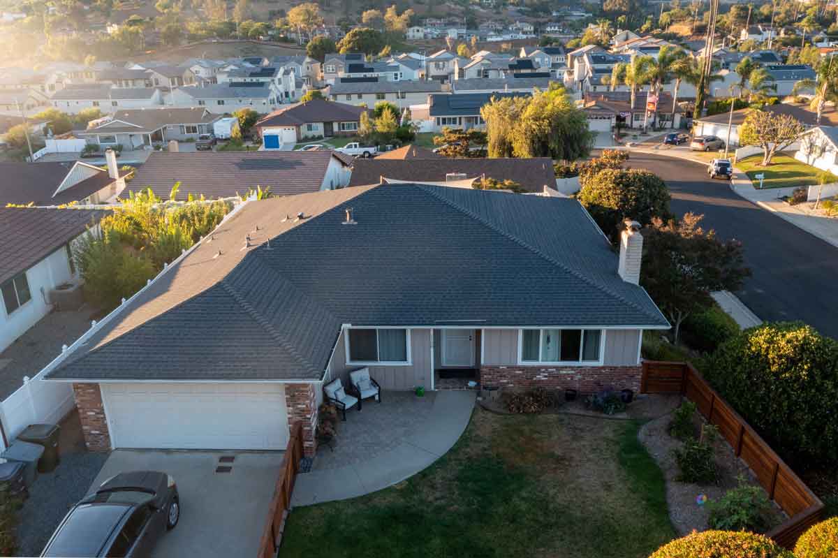 Bob-Piva-Roofing-ASPHALT-SHINGLES-roof-San-Marcos,-CA